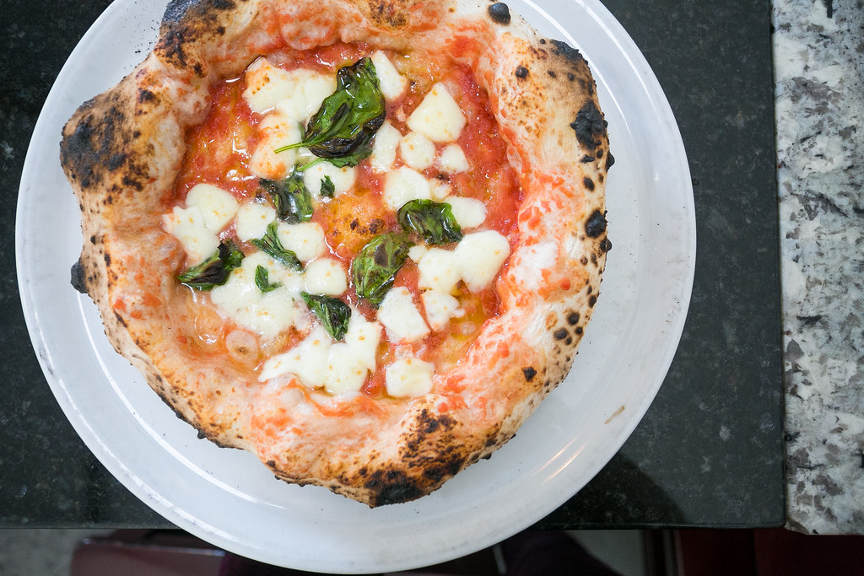 What to eat in Naples: 10 dishes to taste on vacation